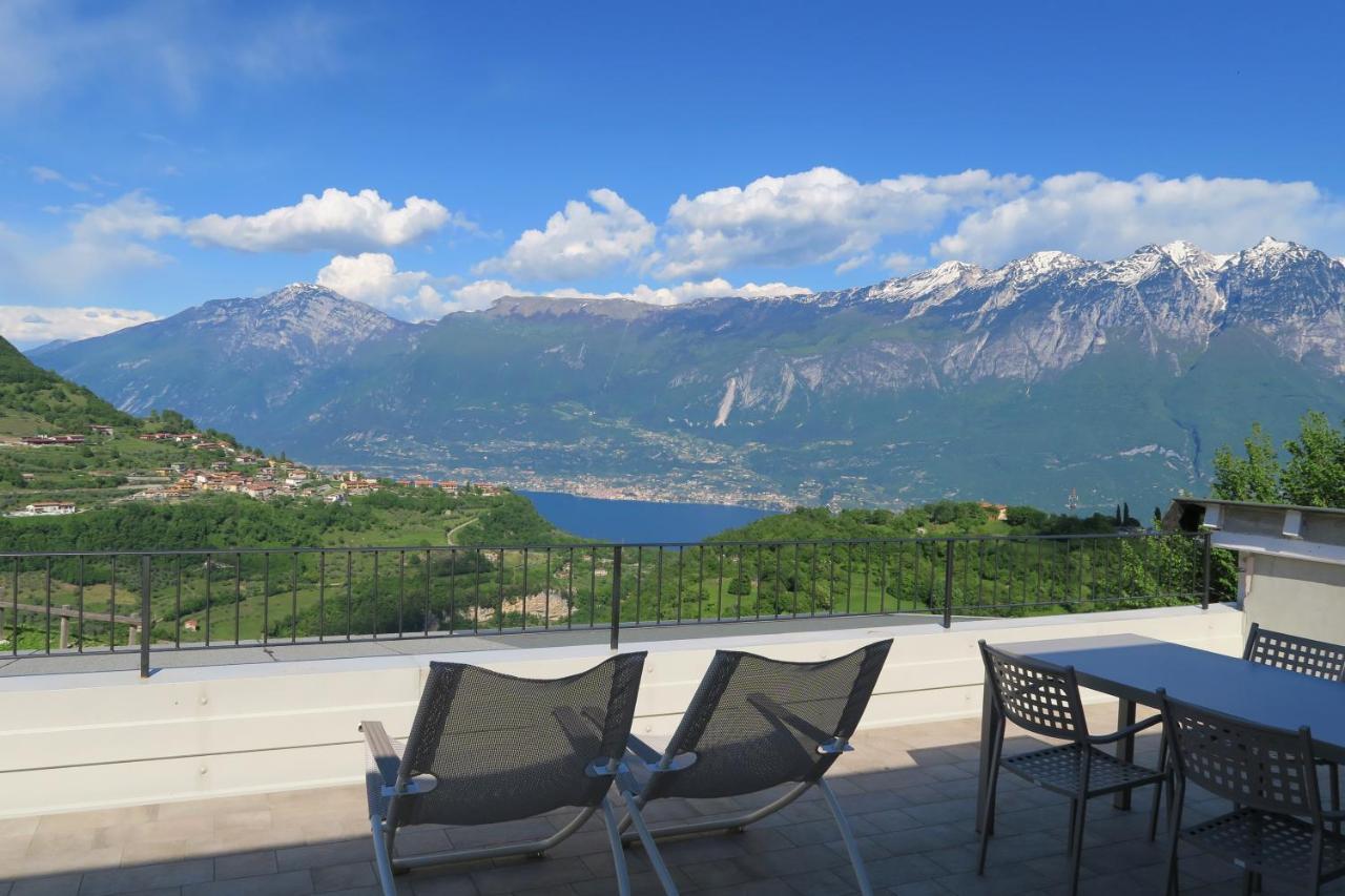 Oasi Da Vinci Aparthotel Tignale Exterior photo