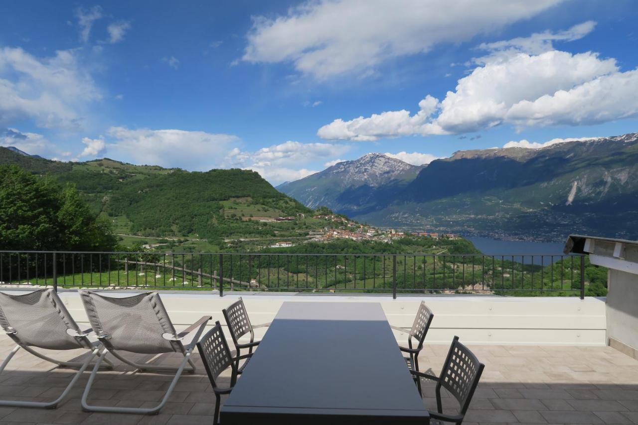 Oasi Da Vinci Aparthotel Tignale Exterior photo