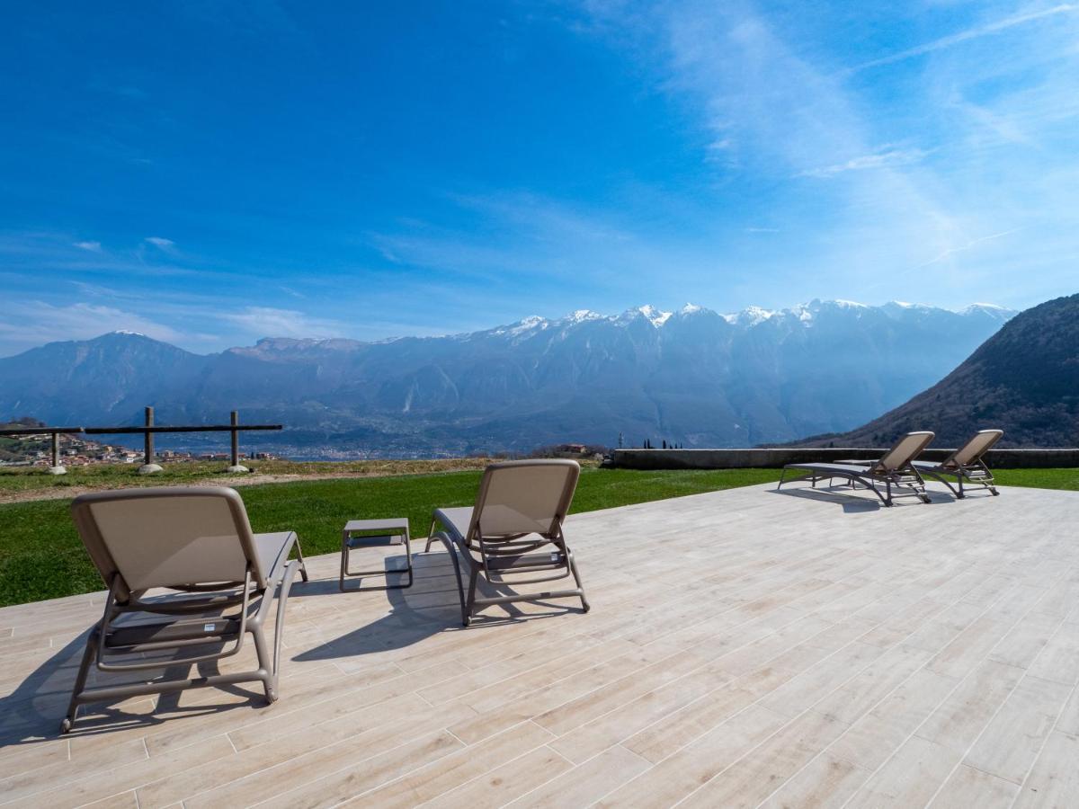 Oasi Da Vinci Aparthotel Tignale Exterior photo